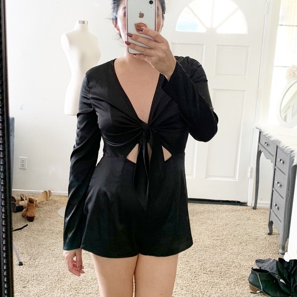 Black Front Knot Romper Playsuit L - Picture 2 of 8